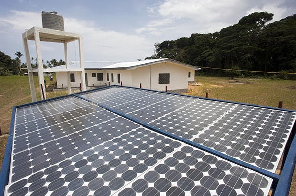 UNDP-Built Solar Power Panels Aid Liberian Communities